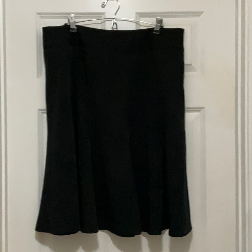 Requirements Elegant Black Skirt